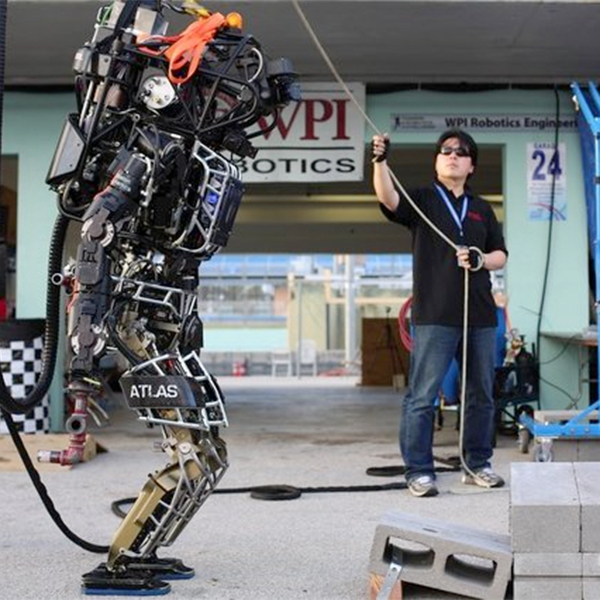 Робот,Олимпиада, Япония готова провести в 2020 году Олимпийские игры для роботов